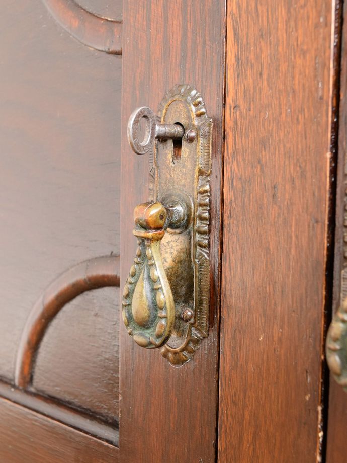 アンティーク家具の鍵