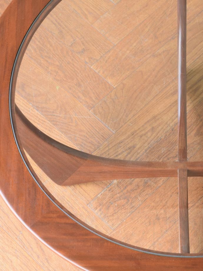 ヴィンテージ家具の天板