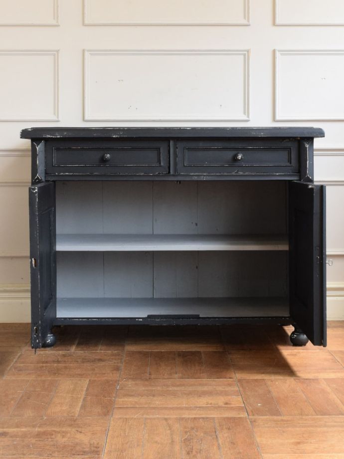 扉を開けて中を見ると･･･