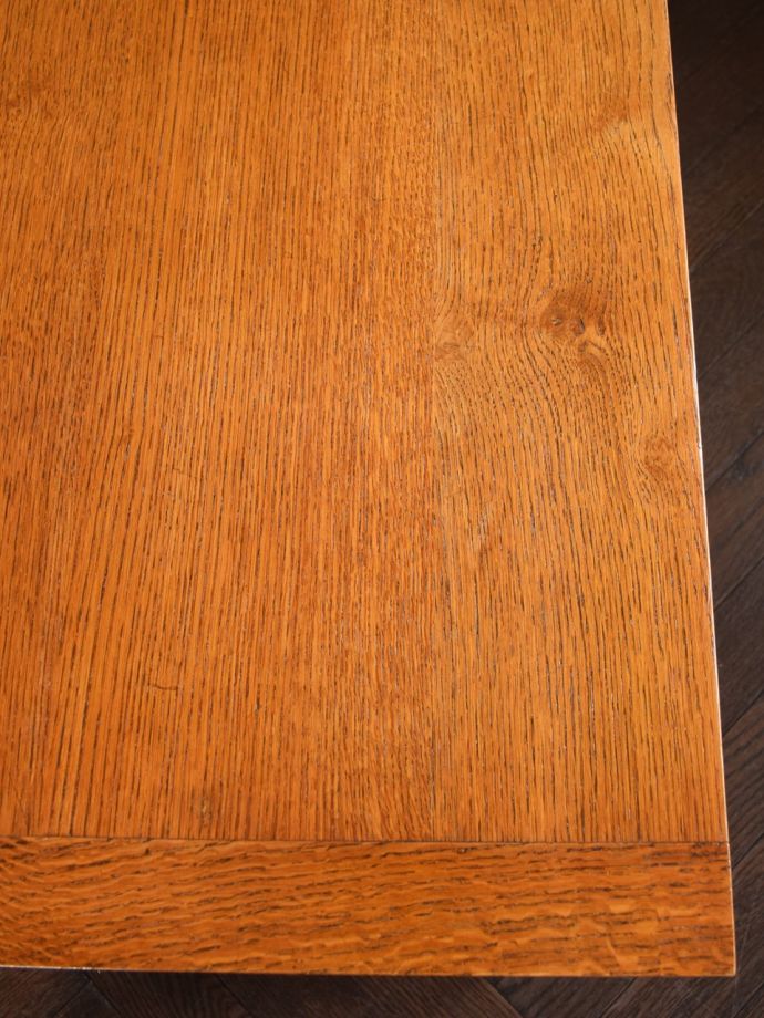 ブランケットボックスの天板