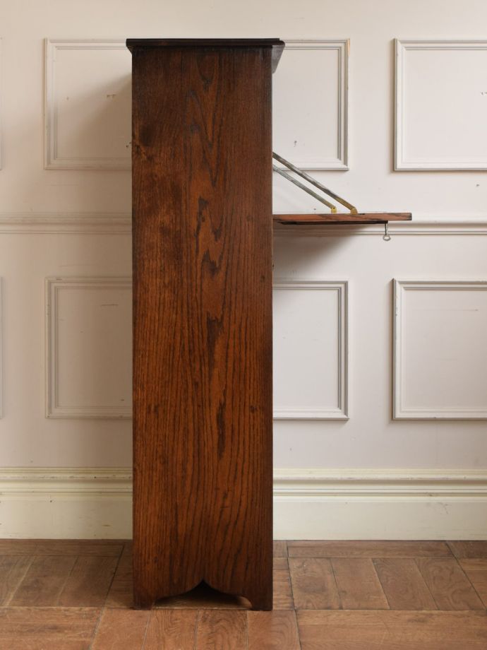 ビューローの側面