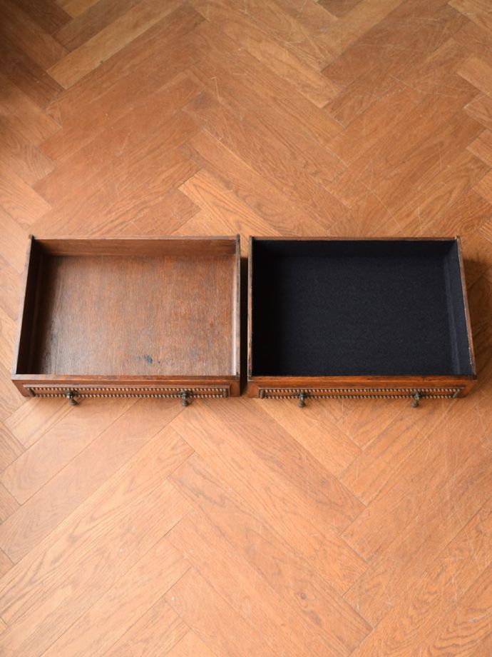 サイドボードの引き出し
