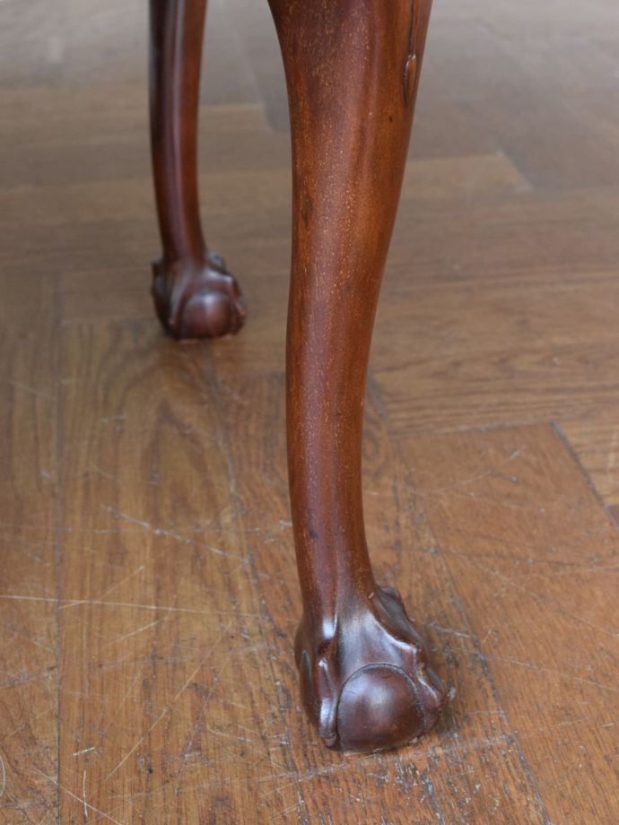 アンティーク家具の脚