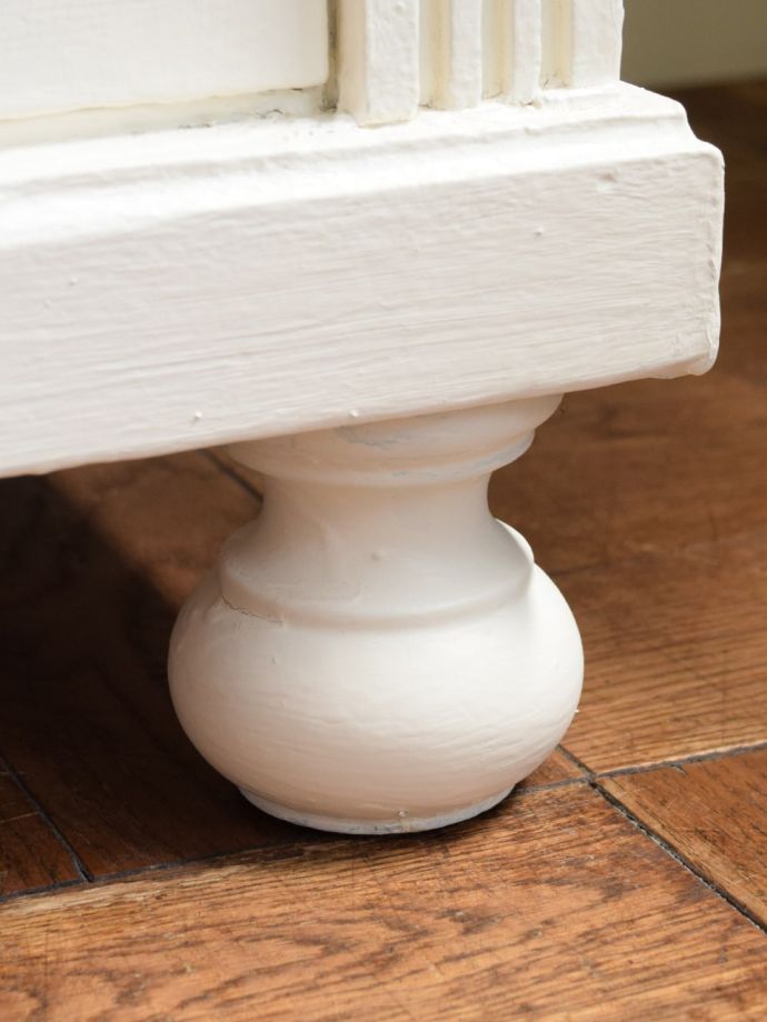 アンティーク家具の脚