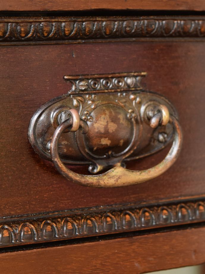 アンティークデスクの取っ手