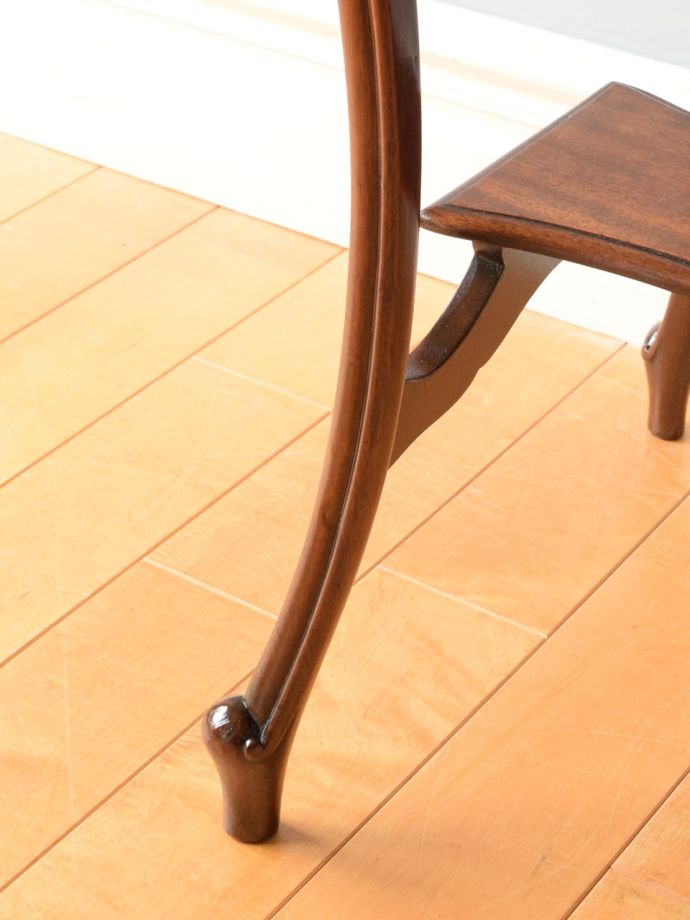 アンティーク家具の脚