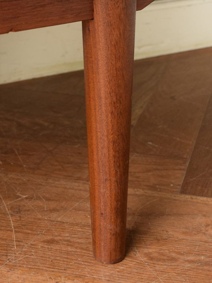 ビンテージ家具の脚