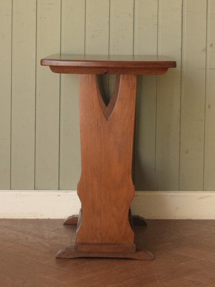 マガジンラックの側面