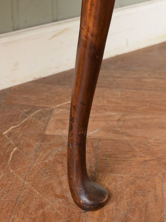 アンティーク家具の脚