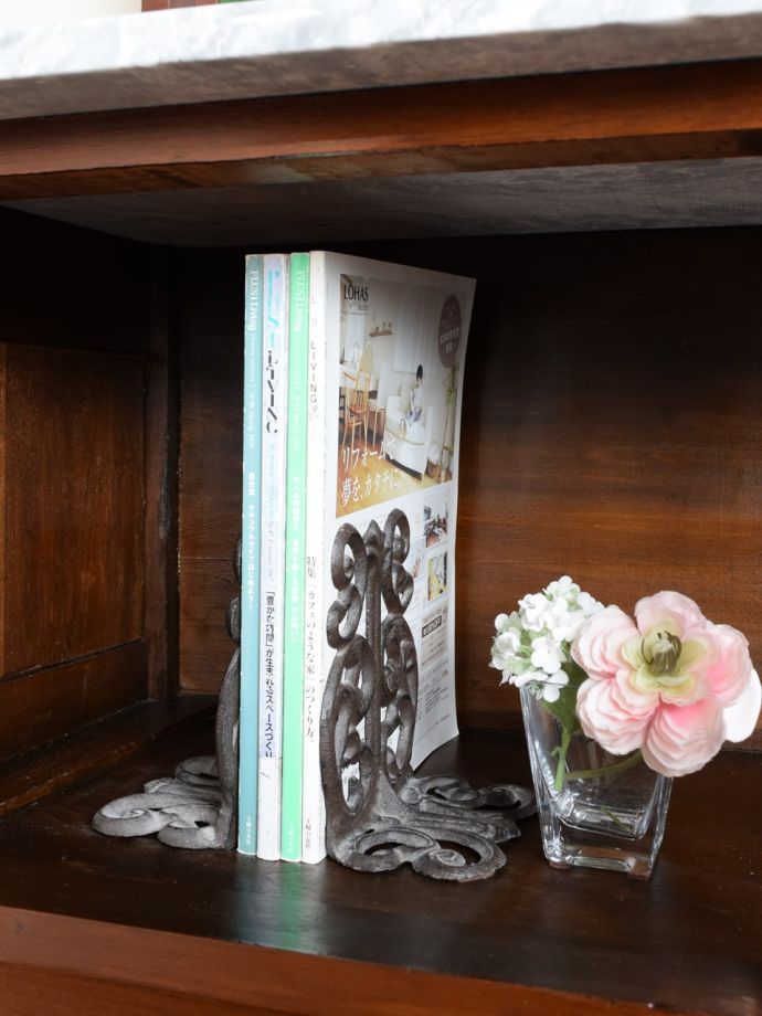 収納たっぷりのウォッシュスタンド