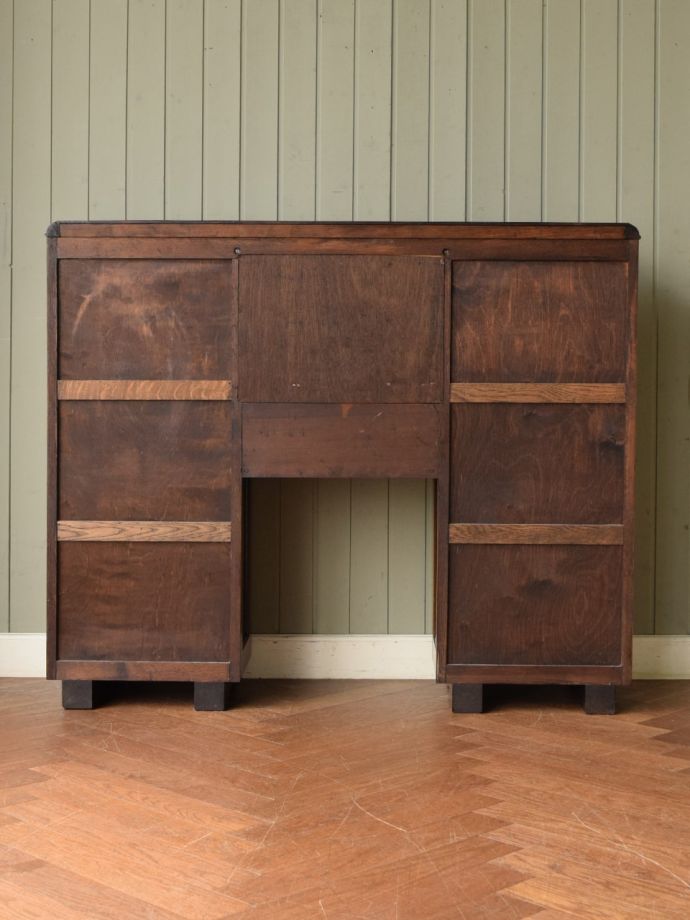 サイドバイサイドの後ろ姿