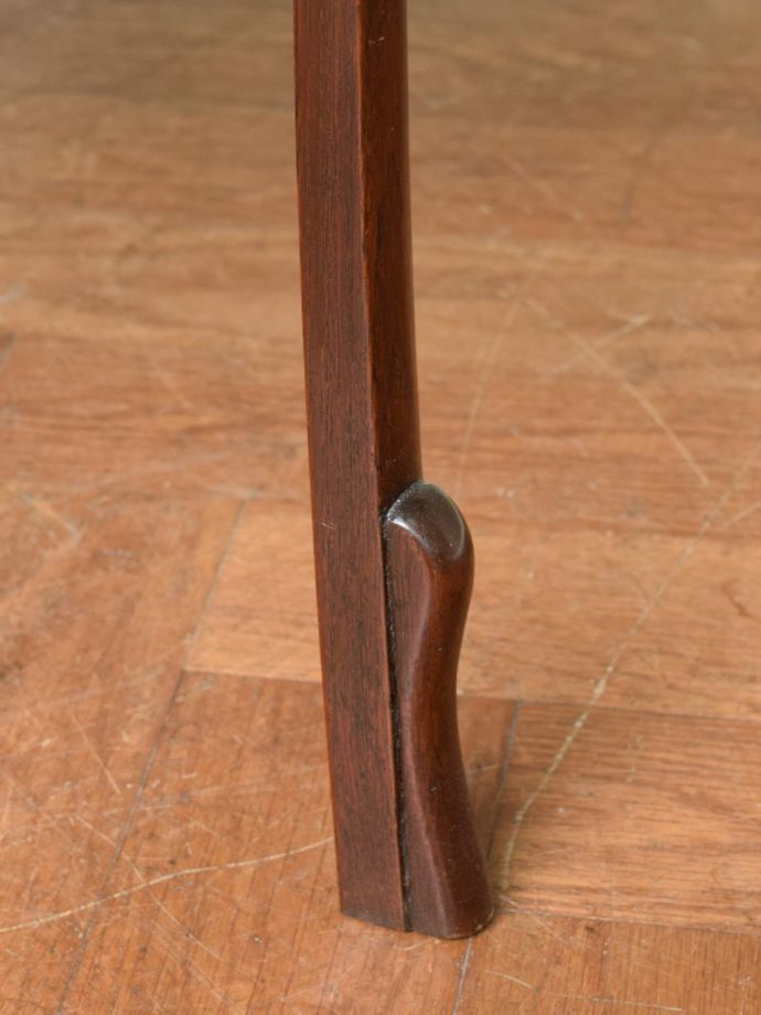 アンティーク家具の脚