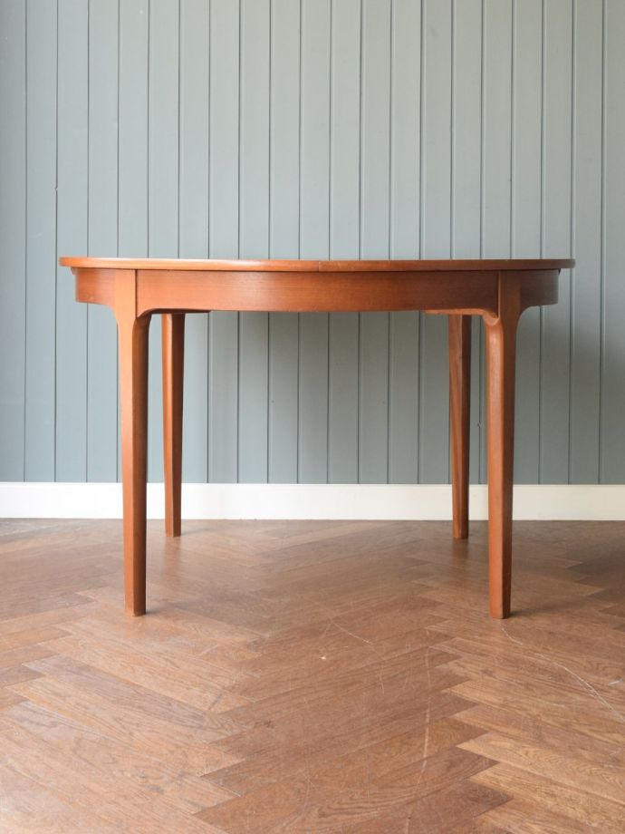 イギリスから届いたヴィンテージエクステンションテーブル、Nathan