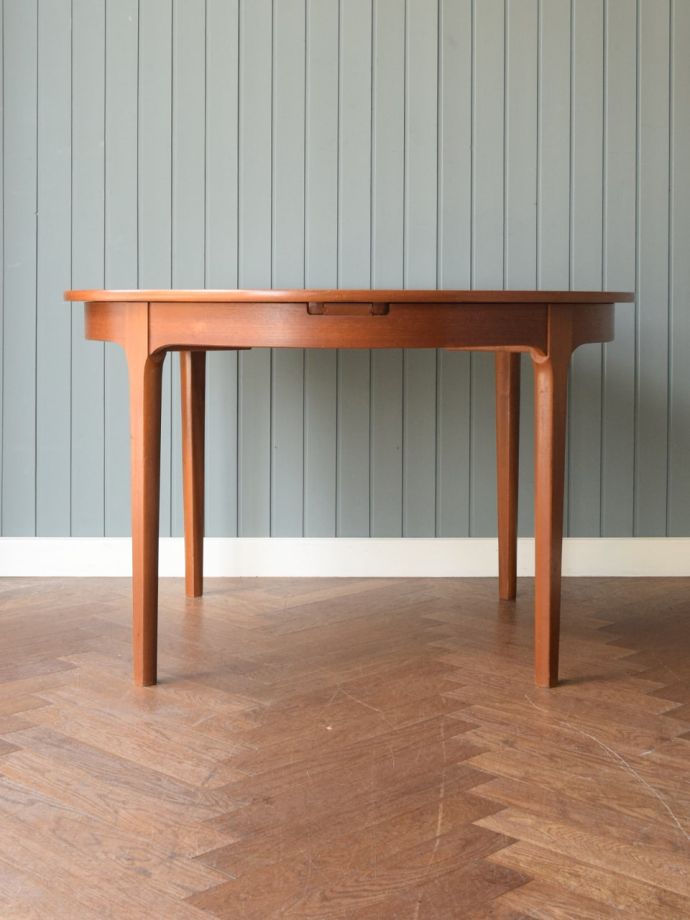 イギリスから届いたヴィンテージエクステンションテーブル、Nathan