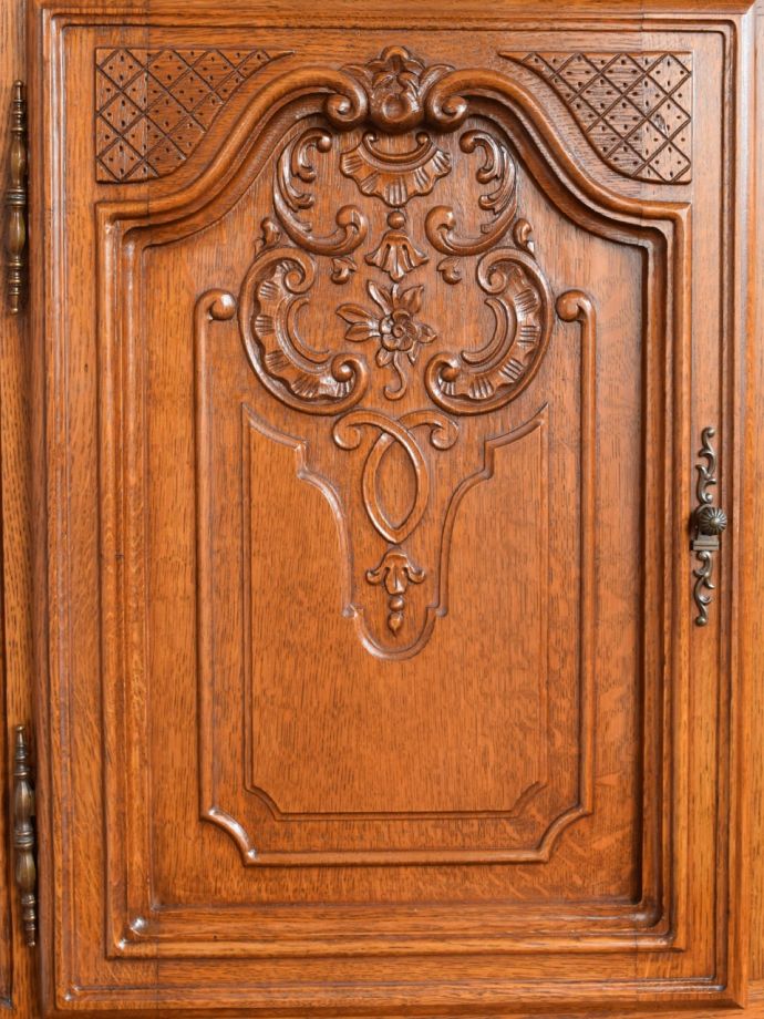 フランスらしい美しい装飾