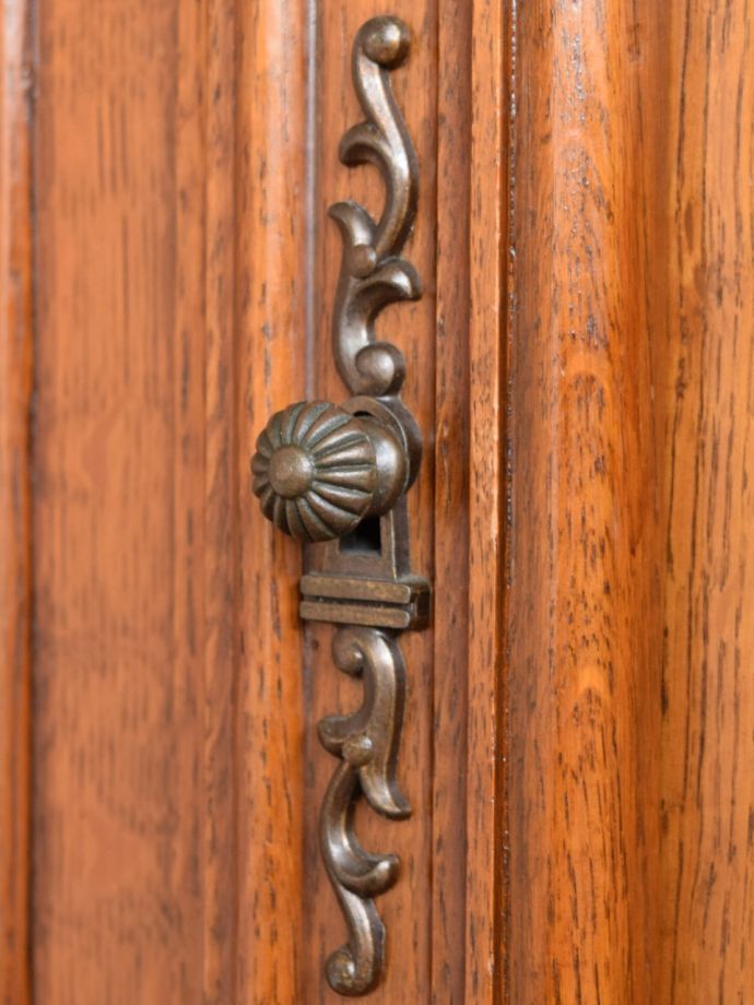 アンティーク家具の取っ手