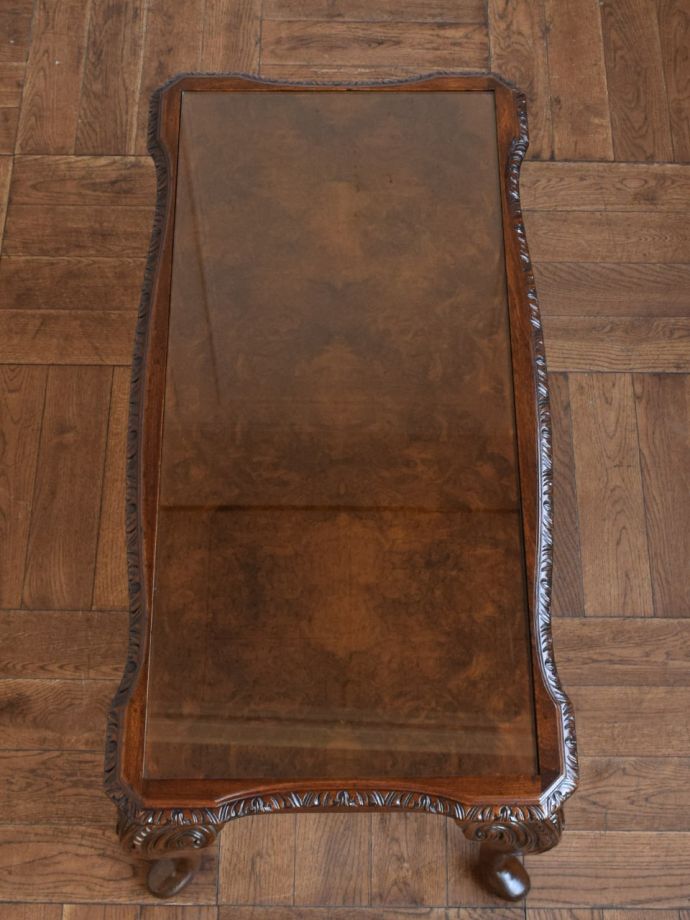 アンティークのテーブルの天板