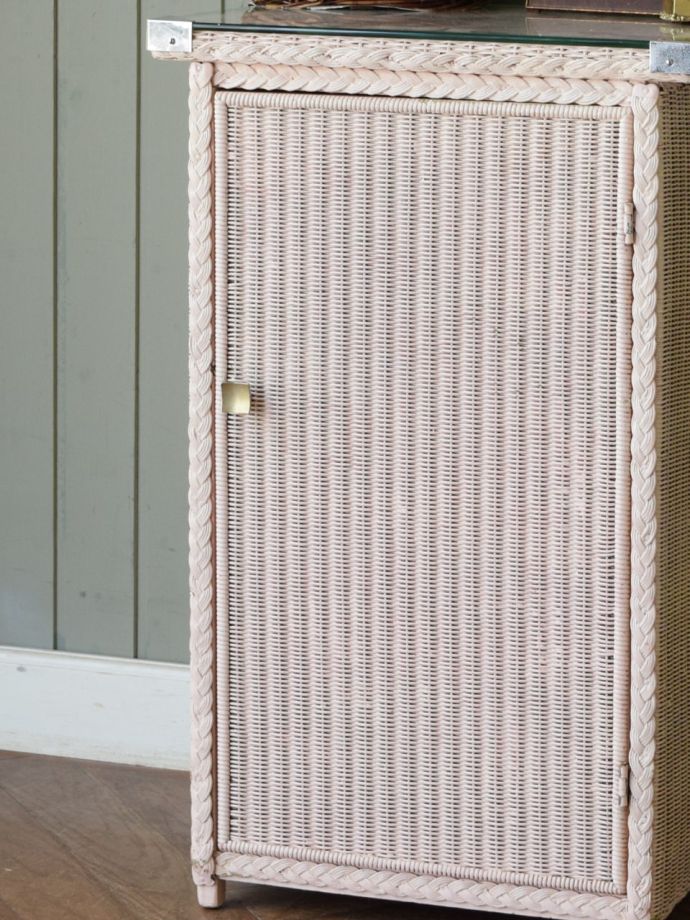 ロイドルームボックスの色