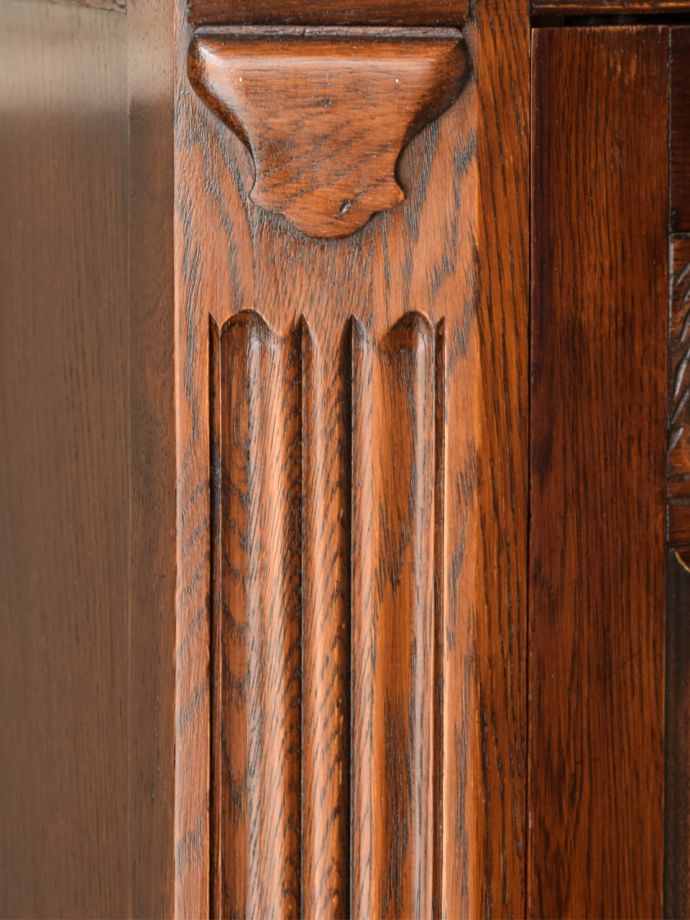 アンティークらしい彫