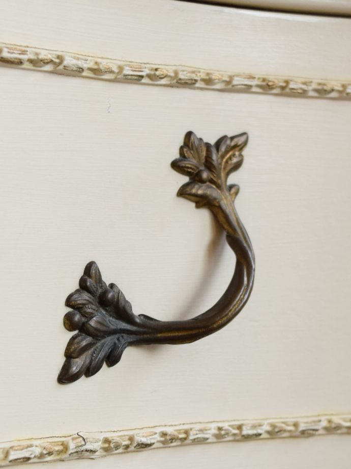 アンティーク家具の取っ手