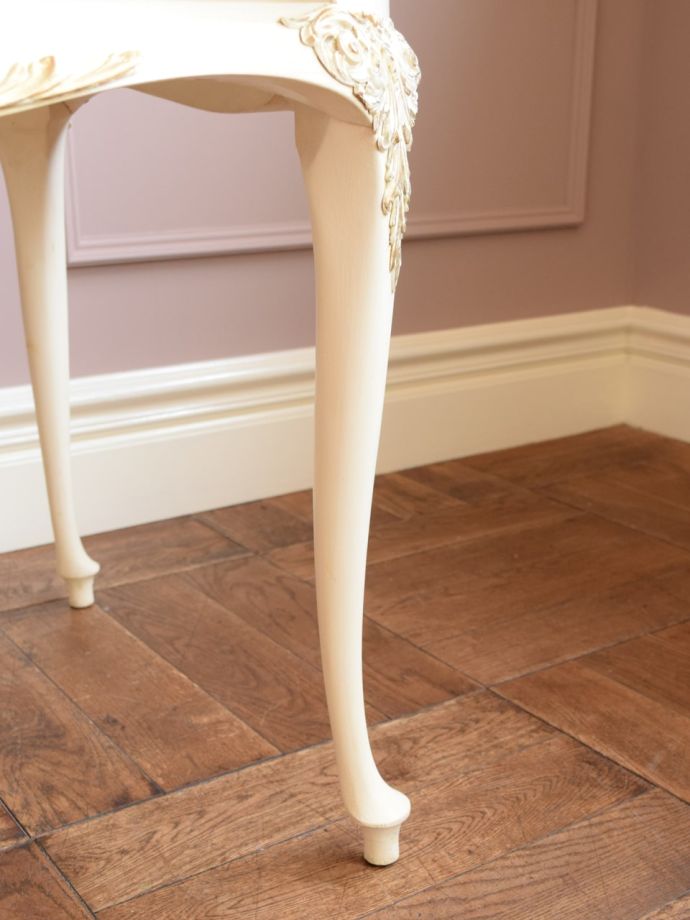 アンティーク家具の脚