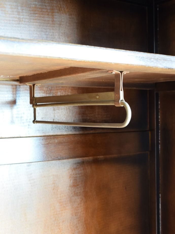 洋服タンスのポールとフック