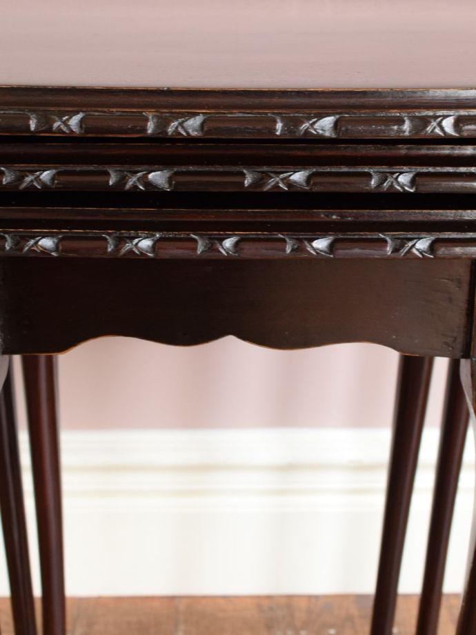 英国アンティークらしい装飾