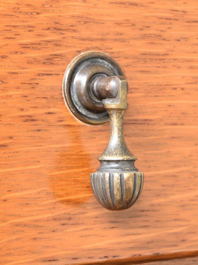 アンティークチェストの取っ手