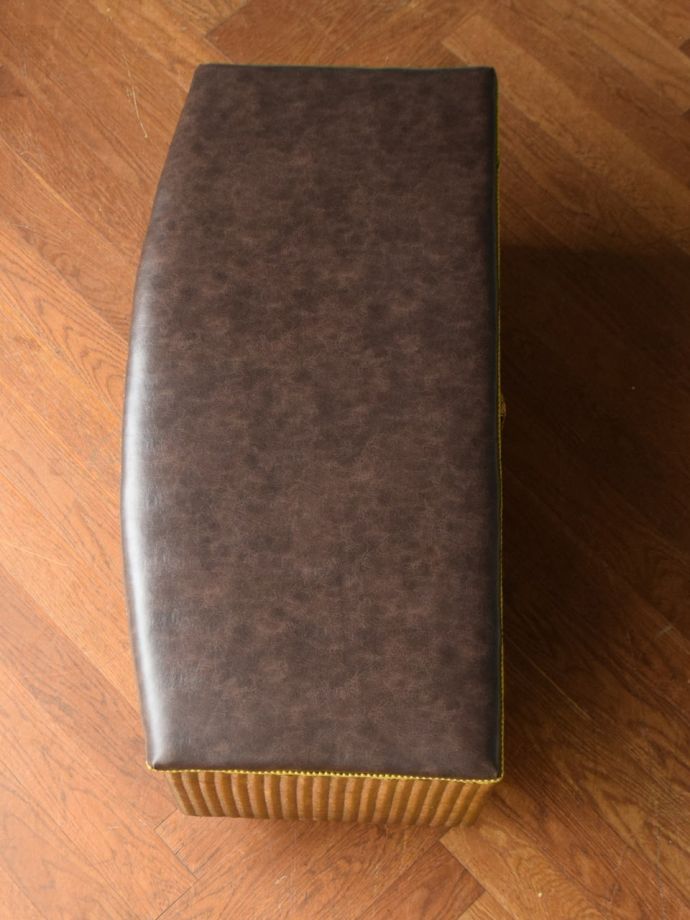 ロイドルームベンチの座面