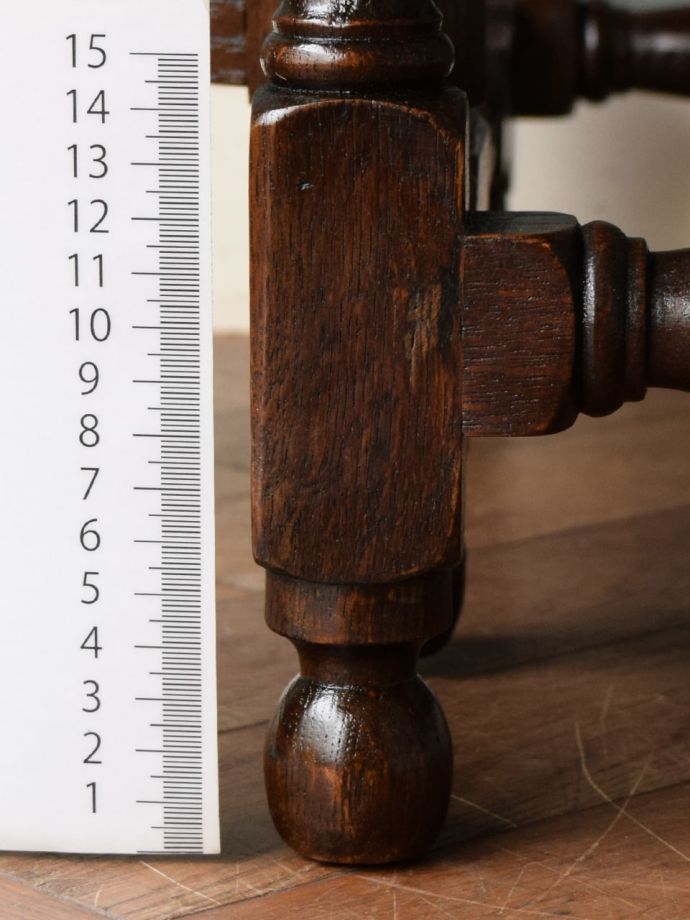 ゲートレッグテーブルの脚