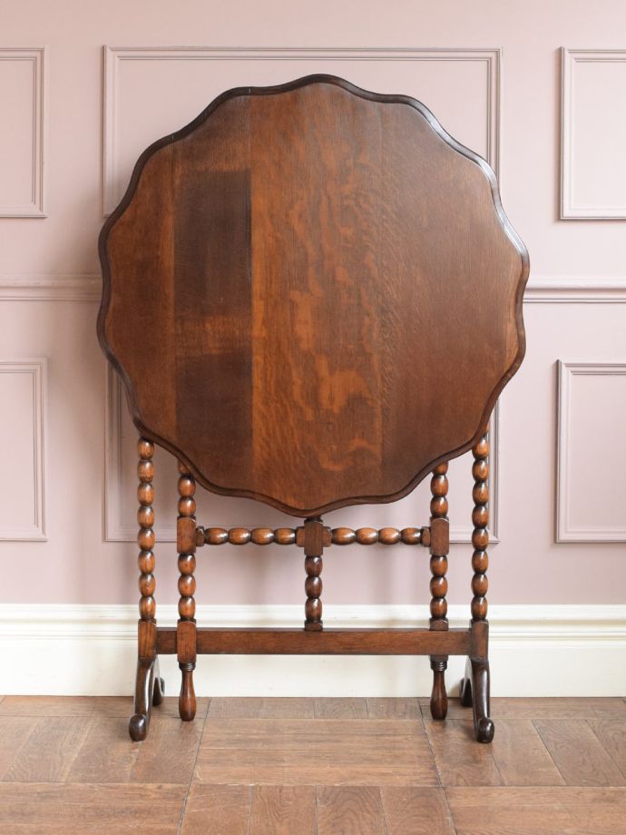 畳んだ時のフォールディングテーブル