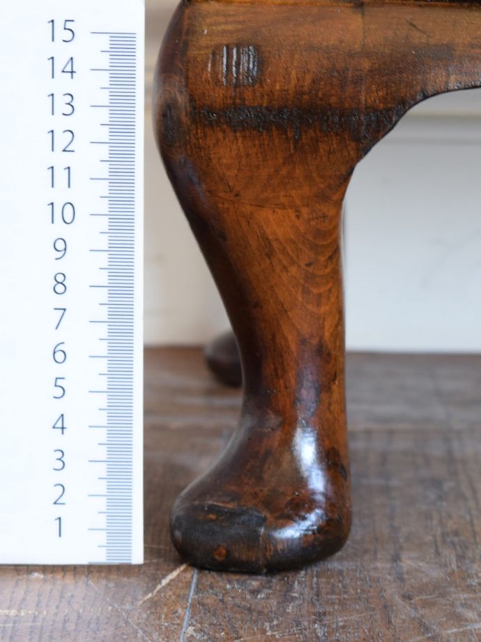 アンティーク家具の脚