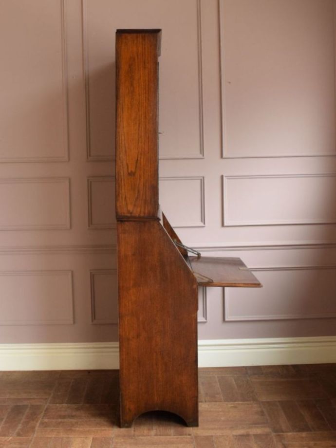 ビューローブックケースの側面