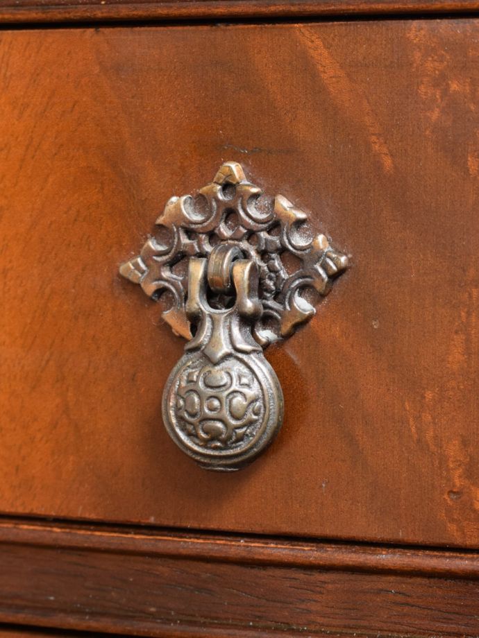 アンティークチェストの取っ手