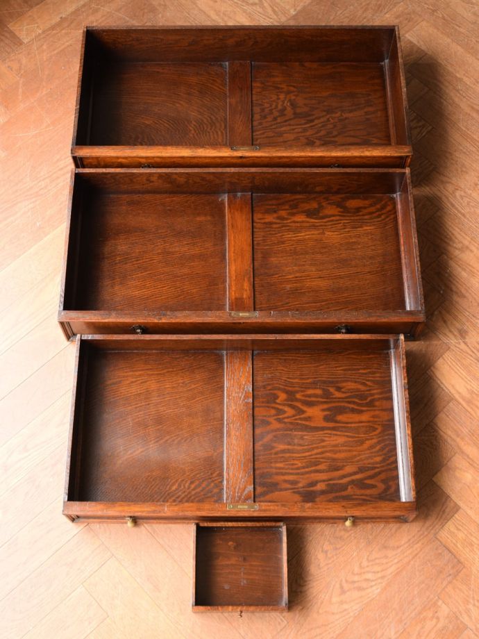 ビューローの引き出し