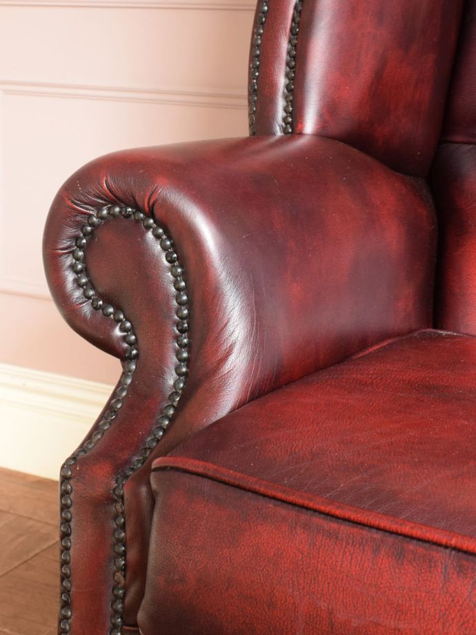 アンティークの椅子のアーム