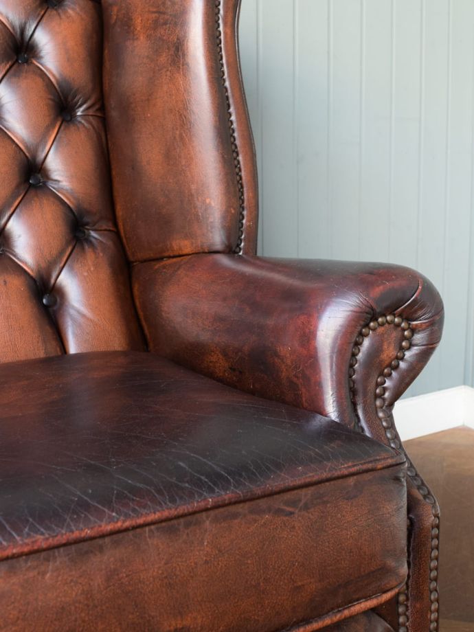 アンティークの椅子のアーム