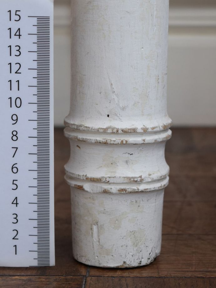 アンティーク家具の脚