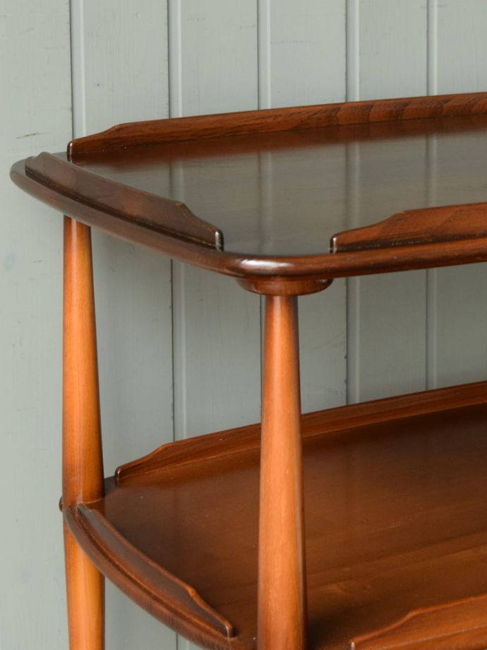 アーコールワゴンの縁