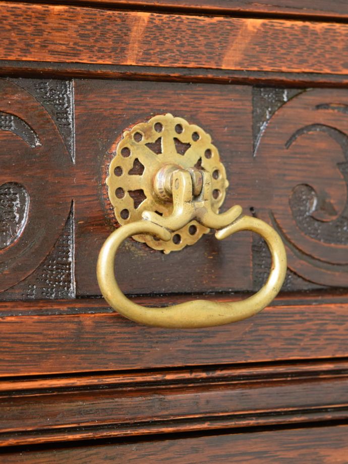 開ける度にワクワクする取っ手