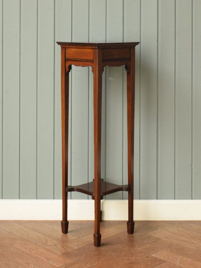 プランツスタンドの側面