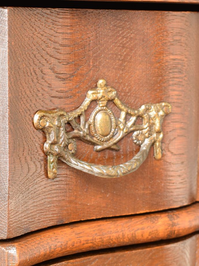 アンティークチェストの取っ手