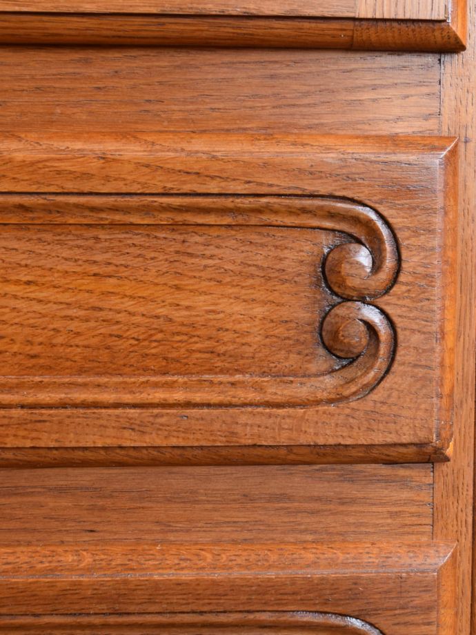 サイドボードの装飾