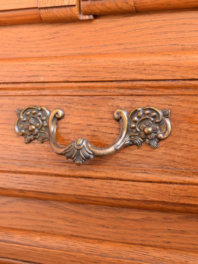 アンティーク家具の取っ手