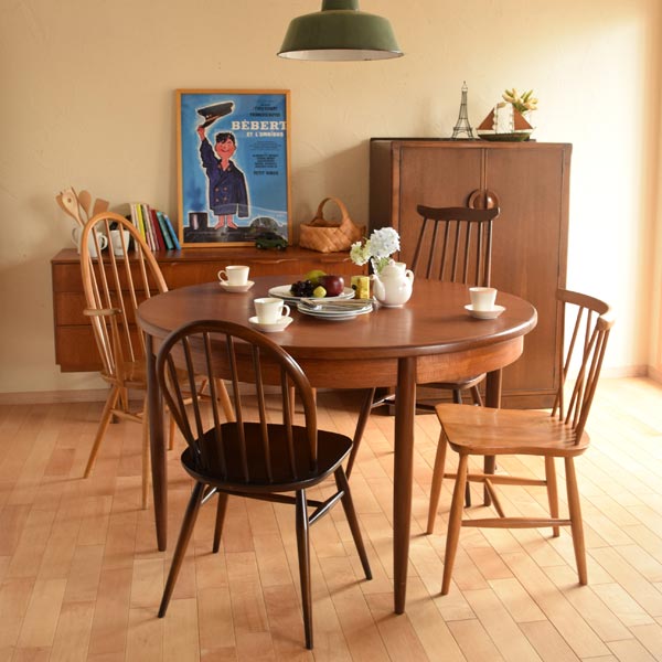 ダイニング テーブルは、おしゃれな北欧スタイル…に合わせる椅子の選び方 - インテリアコーディネートのコツ