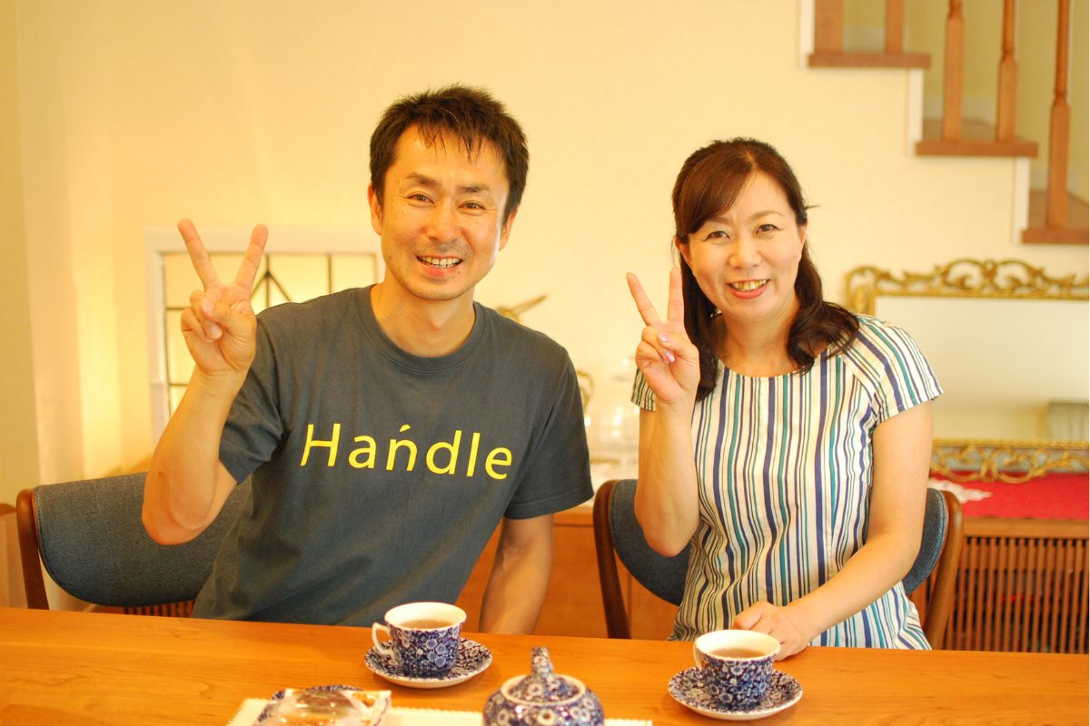 新井さまとアンティークショップオーナー