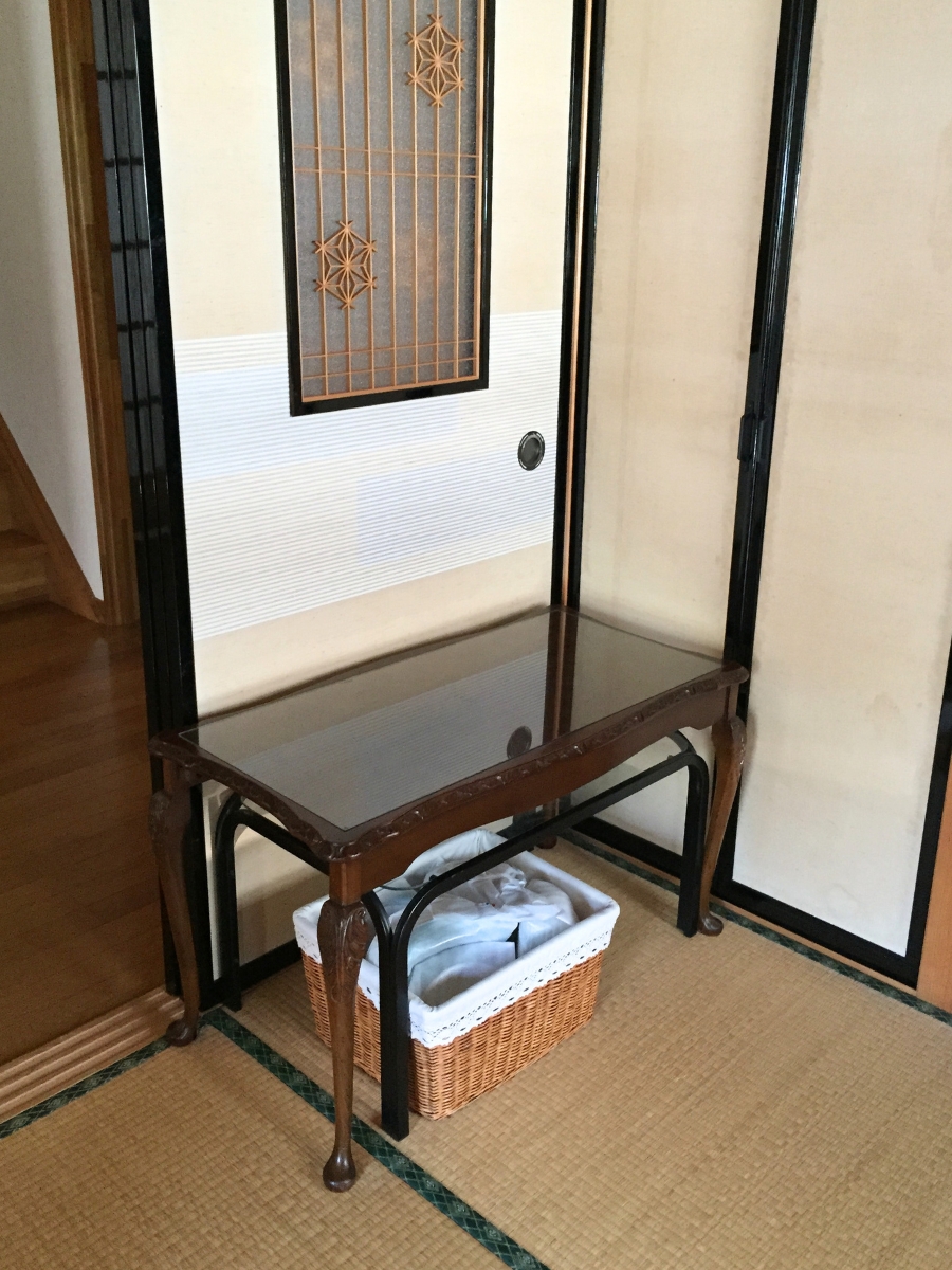 アンティークコーヒーテーブル