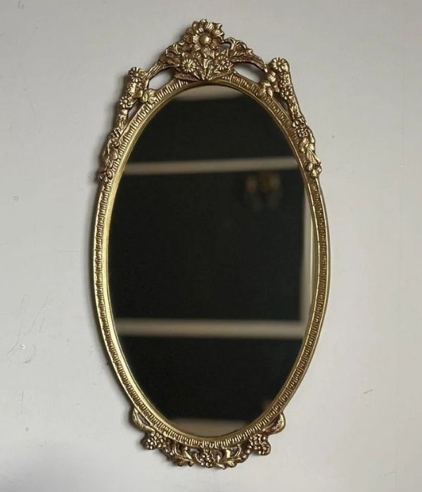 モールディングミラー