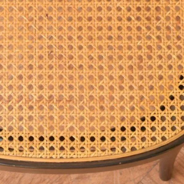 ジャコビアン様式のケイン。籐の座面