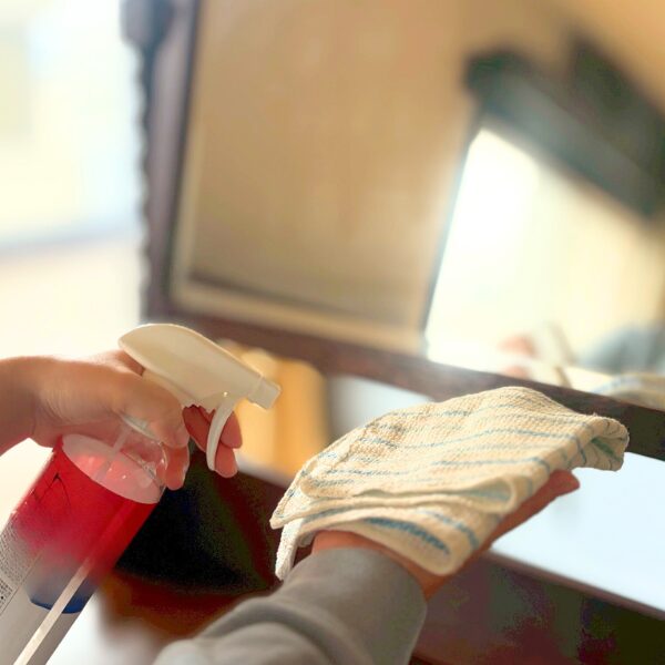 アンティークミラーのお手入れ